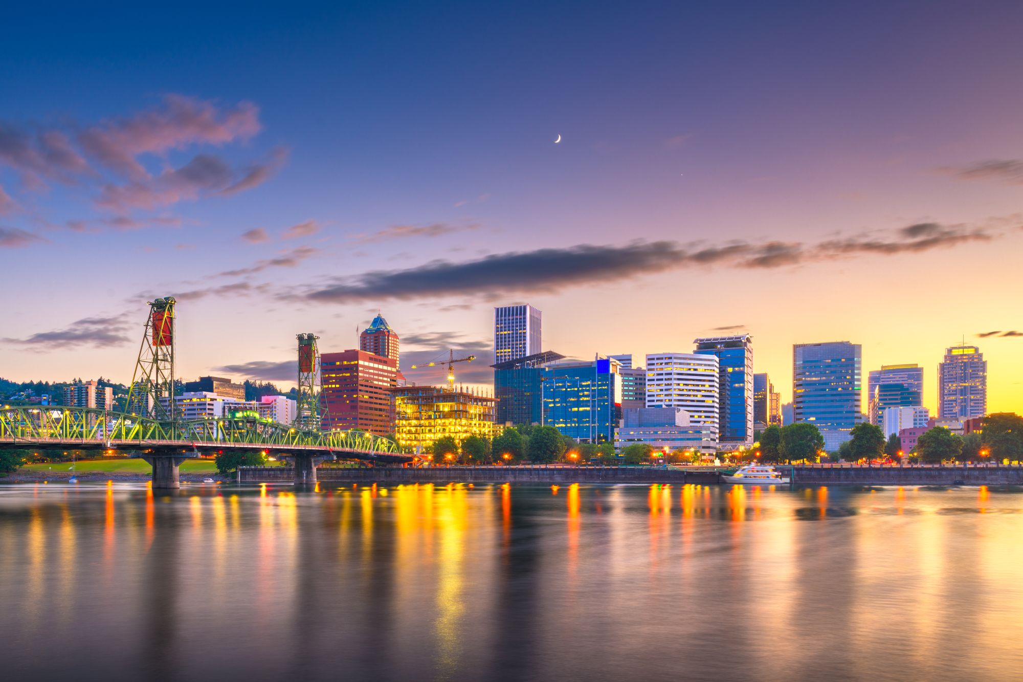 portland skyline from a portland charter bus